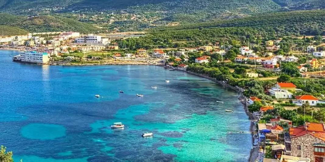 Herkes Çeşme’ye gidiyor ama asıl güzellik burada! Balıkçı köyü ve tarih buluşuyor: Zaman tam olarak burada duruyor 1